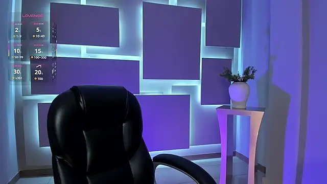 HannahJamesX online show from 03-10-26, 01:16