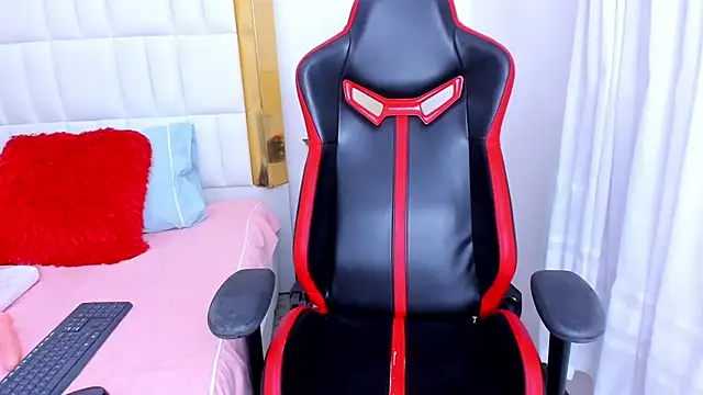 MadelineJackson online show from 03-08-25, 03:17