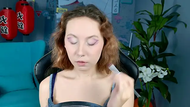 JasmineMilko online show from 11-18-25, 05:12