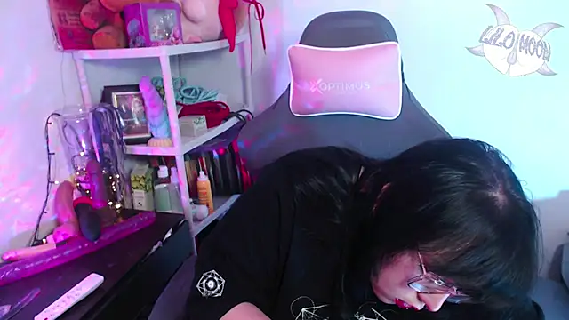 LiloMoon69 online show from 12-16-24, 01:53