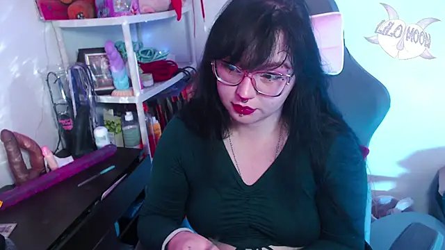 LiloMoon69 online show from 12-17-24, 03:17