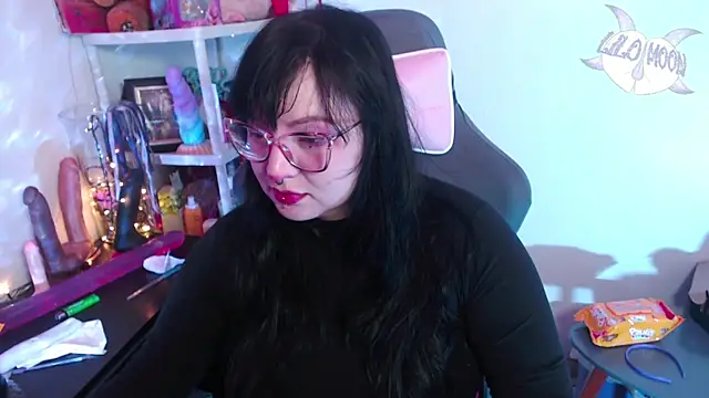 LiloMoon69 online show from 12-18-24, 02:42
