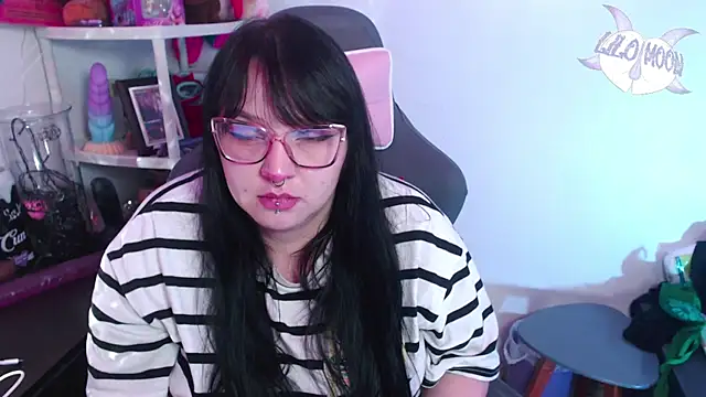 LiloMoon69 online show from 12-30-24, 06:20