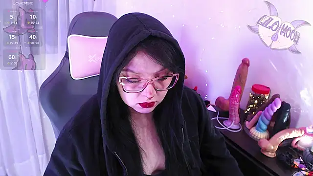LiloMoon69 online show from 04-22-26, 02:14