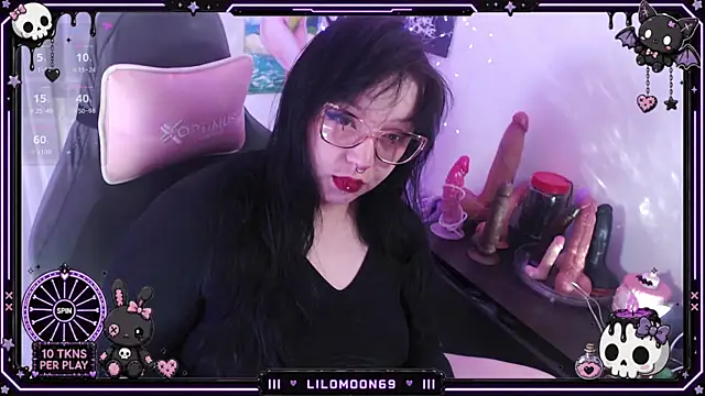 LiloMoon69 online show from 06-13-26, 07:06