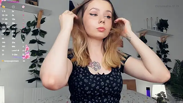 Snapshot of DominikaElis chatting on 01-23-25, 10:11 DominikaElis online show from 01-23-25, 10:11