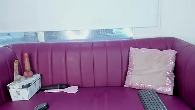 Daddysgirl1  online show from 12-28-24, 12:13