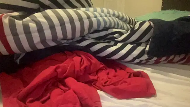 Snapshot of papijusto chatting on 11-10-25, 04:22 papijusto online show from 11-10-25, 04:22