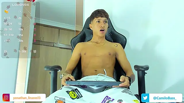  CamiloBass online show from 01-04-25, 01:42