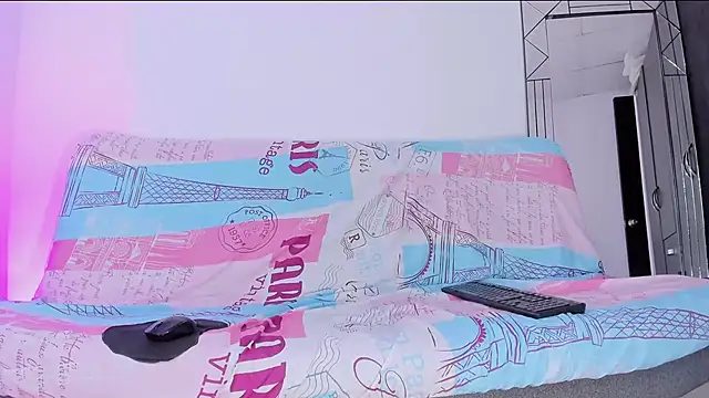 Snapshot of Deliciouscocoa chatting on 12-20-24, 10:43 Deliciouscocoa online show from 12-20-24, 10:43