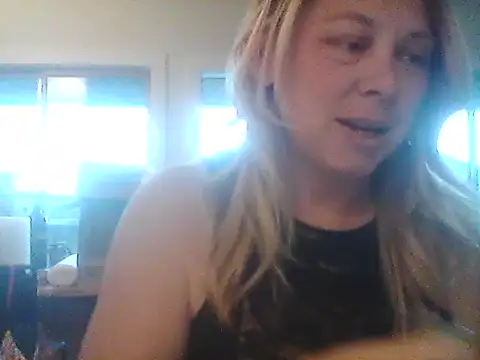 Snapshot of burrkitty chatting on 10-09-25, 12:19 burrkitty online show from 10-09-25, 12:19