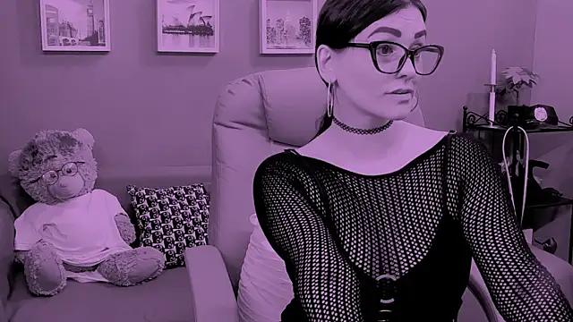 ChantalLion online show from 04-17-26, 01:03