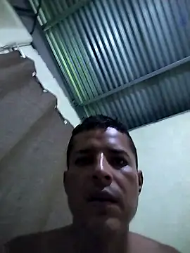 Snapshot of bolumba chatting on 09-25-25, 02:32 bolumba online show from 09-25-25, 02:32