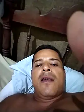 Snapshot of bolumba chatting on 09-29-25, 03:11 bolumba online show from 09-29-25, 03:11