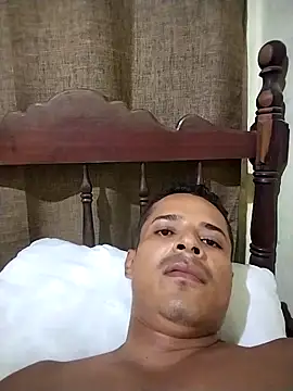 Snapshot of bolumba chatting on 10-23-25, 06:45 bolumba online show from 10-23-25, 06:45