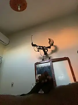 Snapshot of anubi0880 chatting on 12-08-24, 11:24 anubi0880 online show from 12-08-24, 11:24