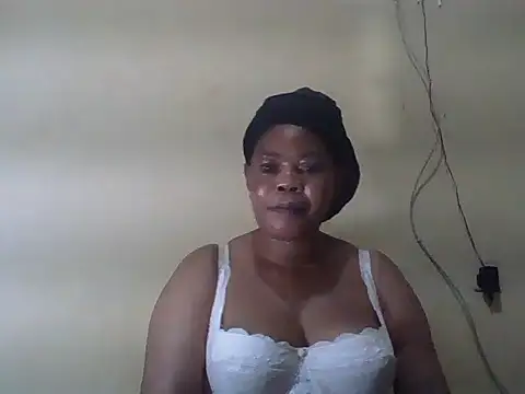 Snapshot of ANALQUEEN4 chatting on 06-11-26, 02:53 ANALQUEEN4 online show from 06-11-26, 02:53