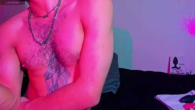 Piggy Eddy online show from 04-11-26, 06:40