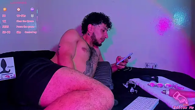 Piggy Eddy online show from 04-19-26, 12:26