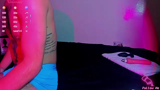 Piggy Eddy online show from 04-28-26, 11:48