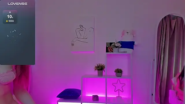 Nicole Charm online show from 12-28-24, 03:26