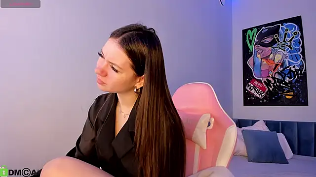 Snapshot of Nicole_Charm chatting on 04-23-26, 12:12 Nicole Charm online show from 04-23-26, 12:12