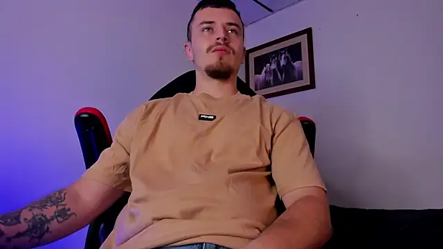 james connor2 online show from 12-08-24, 06:17