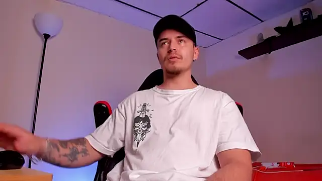 james connor2 online show from 10-12-25, 07:02