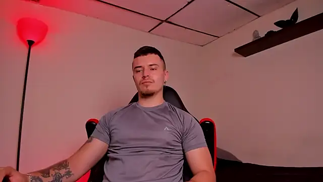 Snapshot of james_connor2 chatting on 10-29-25, 06:53 james connor2 online show from 10-29-25, 06:53