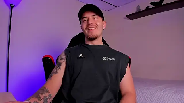 Snapshot of james_connor2 chatting on 11-09-25, 02:59 james connor2 online show from 11-09-25, 02:59