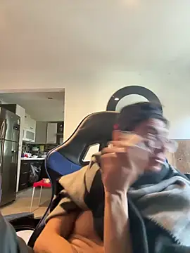 latino1986 online show from 03-03-25, 02:26