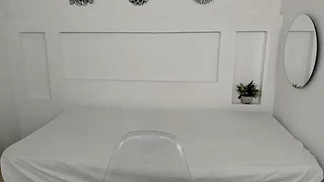 Snapshot of AliceRoss0 chatting on 03-15-25, 11:40 AliceRoss0 online show from 03-15-25, 11:40