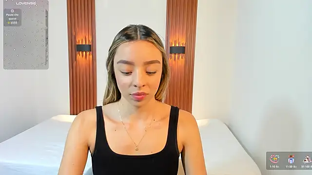 AliceRoss0 online show from 12-22-25, 08:39