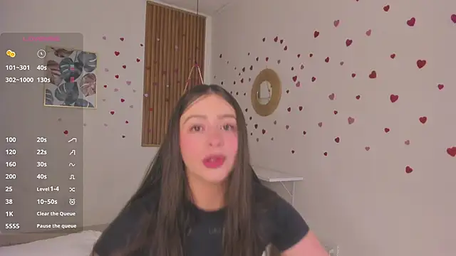 TiffanyWright online show from 04-01-26, 01:34