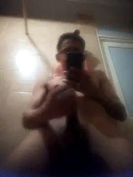 Snapshot of VL25DN26 chatting on 03-08-25, 03:24 VL25DN26 online show from 03-08-25, 03:24