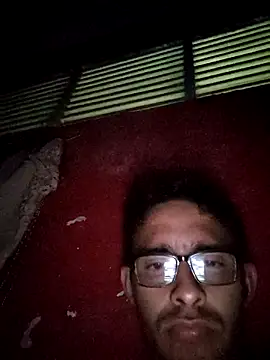 Snapshot of VL25DN26 chatting on 09-19-25, 08:49 VL25DN26 online show from 09-19-25, 08:49