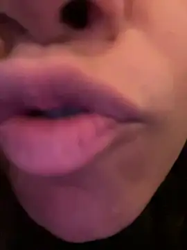 Snapshot of ValeriEvan chatting on 01-07-25, 10:41 ValeriEvan online show from 01-07-25, 10:41