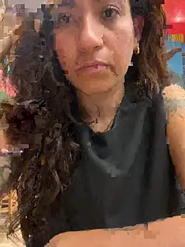 Snapshot of ValeriEvan chatting on 03-07-25, 07:05 ValeriEvan online show from 03-07-25, 07:05
