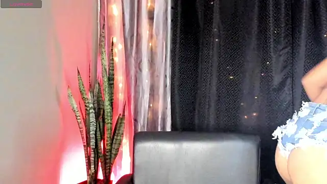 Renata wilsom online show from 01-04-25, 01:21