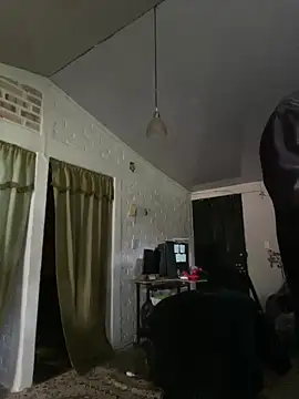 FlpGmz online show from 10-19-25, 05:46