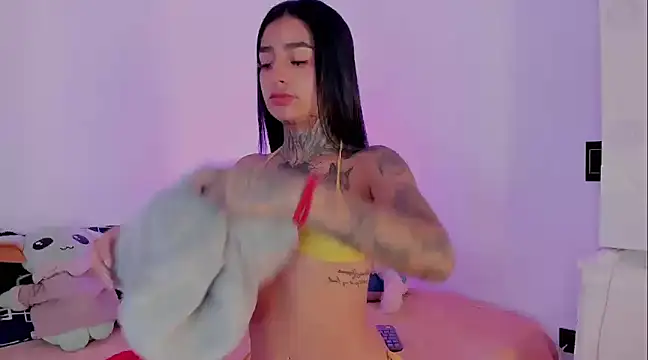 shadowcatt  online show from 01-08-25, 07:45