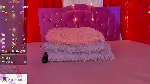 Snapshot of Wild_lilhy chatting on 02-14-25, 10:58 Wild lilhy online show from 02-14-25, 10:58