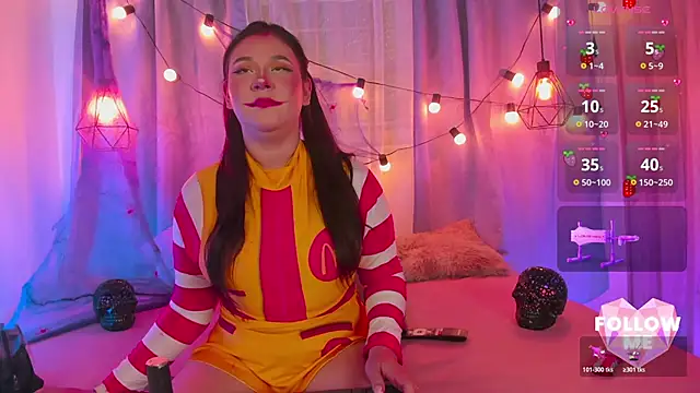 Snapshot of Wild_lilhy chatting on 10-31-25, 09:27 Wild lilhy online show from 10-31-25, 09:27