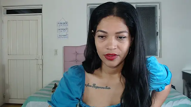 makennaa  online show from 04-21-26, 10:21