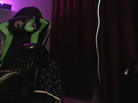 Ale Mineiro online show from 03-13-26, 03:02