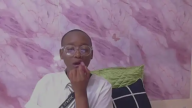 EbonyOlive69 online show from 02-15-26, 06:15