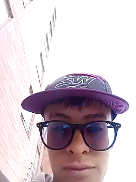 Cuervo maniaco online show from 12-19-24, 05:29