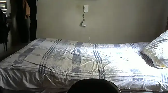 RenziTatte online show from 03-05-25, 02:23