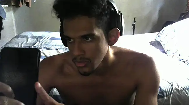 RenziTatte online show from 03-11-25, 02:18