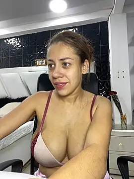 AnnbellaRosse online show from 03-12-25, 01:58